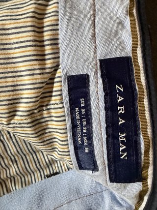 Pantalón corto azul marino Zara