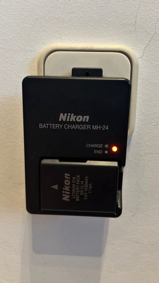 Nikon D3200 + Objetivo 18-55 VR