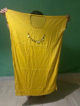 Túnica larga con rayas verticales