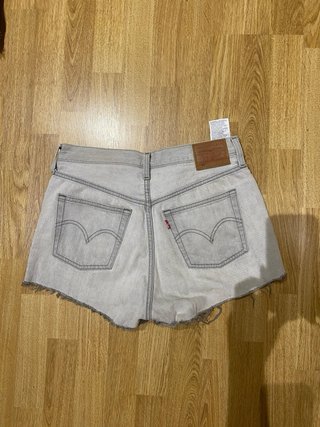 Pantalones cortos grises vaqueros