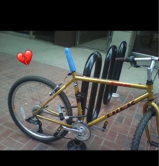 Bicicleta dorada Trek