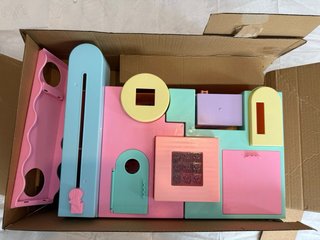 Casa de muñecas L.O.L. con accesorios