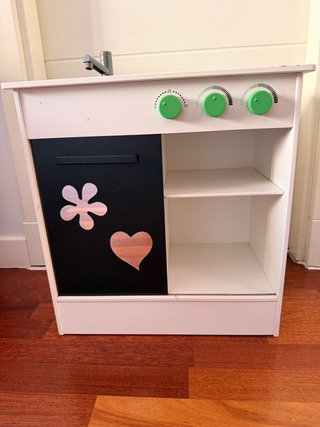 Cocinita de juguete IKEA con espejos