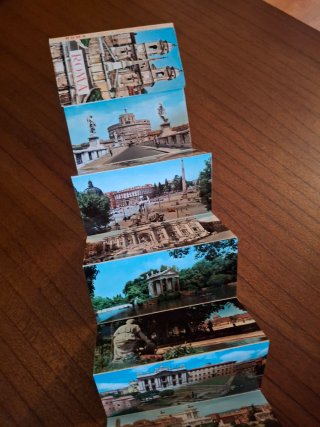 Desplegable Postales Roma