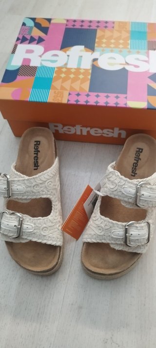 Sandalias Refresh Beige/Blanco Talla 38