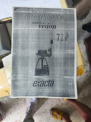 Máquina de coser, remalladora y devanadora