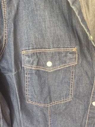 Camisa vaquera Stradivarius botones clip Talla M