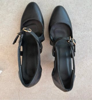 Zapatos de tacón cuero negros sin estrenar