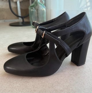 Zapatos de tacón cuero negros sin estrenar
