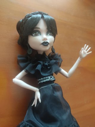 Muñeca Monster High Miércoles Addams
