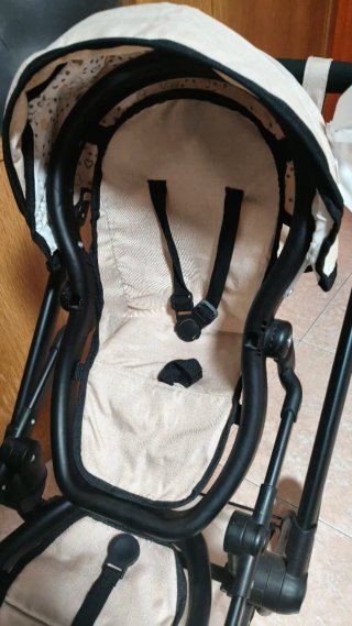 Carrito de muñecas juguete COMO NUEVO