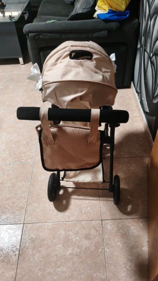 Carrito de muñecas juguete COMO NUEVO
