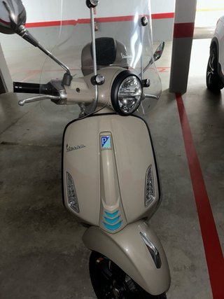Vespa Primavera S 125cc Beige