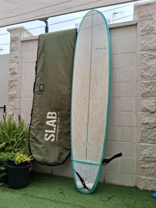 Minilong OLAIAN 8'2 63L con funda , leash y quilla