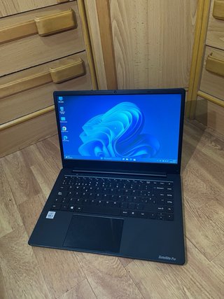 Toshiba dynabook 10Th 8Gb SSD