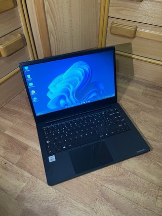Toshiba dynabook 10Th 8Gb SSD