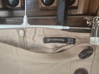 Falda pantalón Stradivarius T42