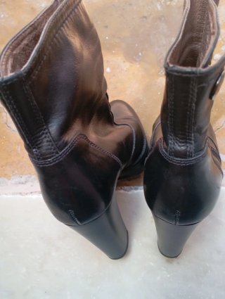 Stivaletti Nero Giardini donna tg. 35