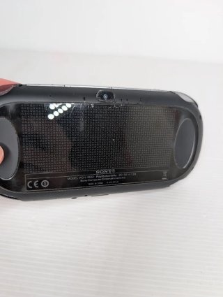 Sony PS Vita OLED PCH-1004 Nera + Cavo
