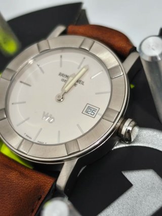 Reloj Raymond Weil W1 Nuevo