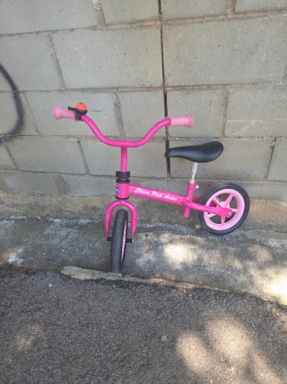 Bici sin pedales rosa