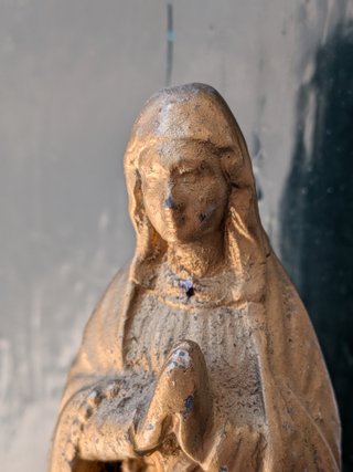 Antigua figura Virgen de Lourdes