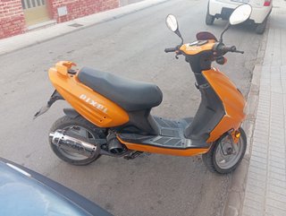 Scooter wildlander 125 en muy buen estado
