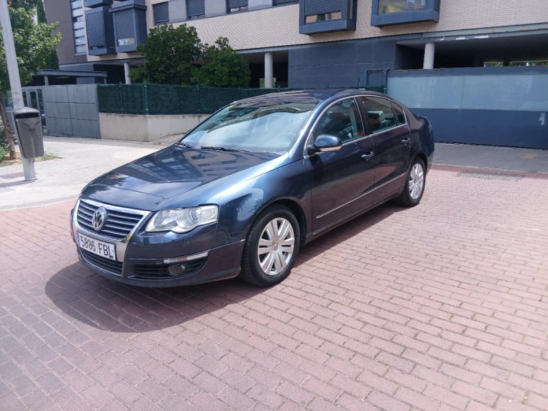 VOLKSWAGEN PASSAT 2.0 TDI 140 CV 163.000 KM REALES - foto 1