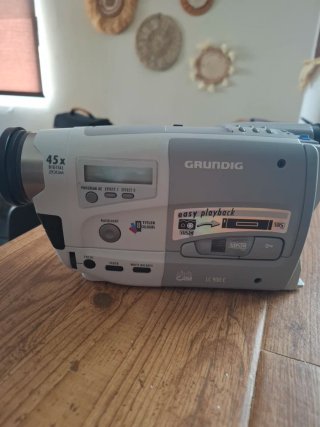 Videocámara Grundig LC 900 C VHS