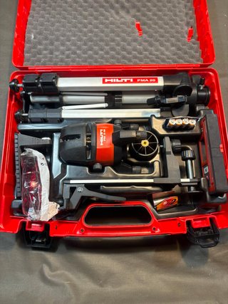 Nivel láser Hilti PM 4-M + PMA 20