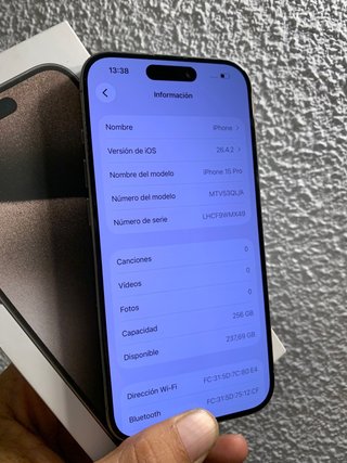 iPhone 15 Pro 256Gb Natural Titanio IGUAL A NUEVO