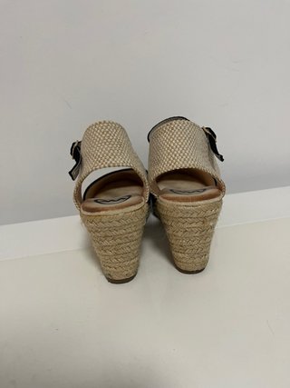 Cuñas esparto con tiras negras