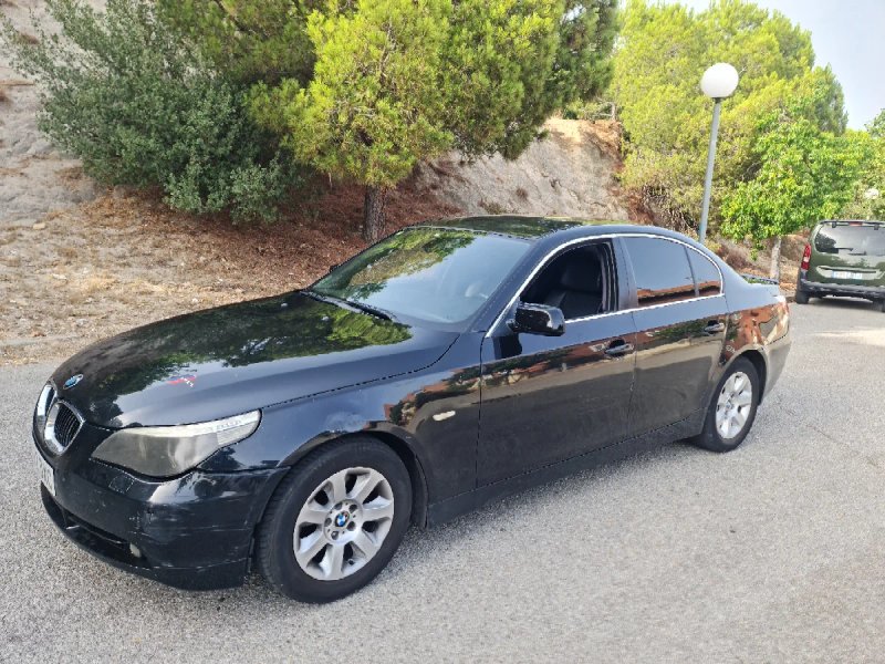 BMW Serie 5 2006 - foto 1