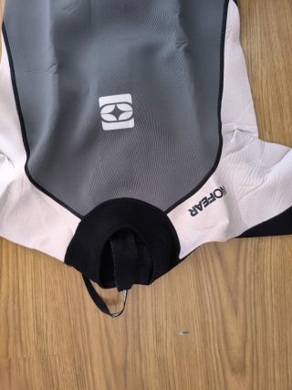 Traje de neopreno adulto NO FEAR