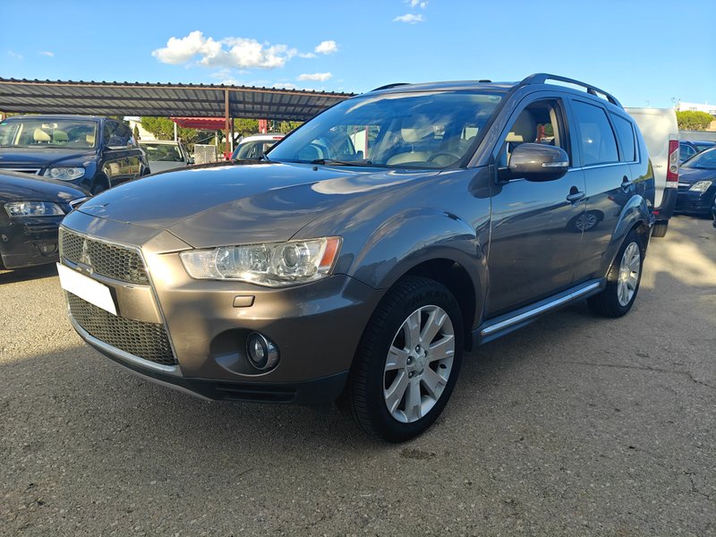 Mitsubishi Outlander 2012 - foto 1