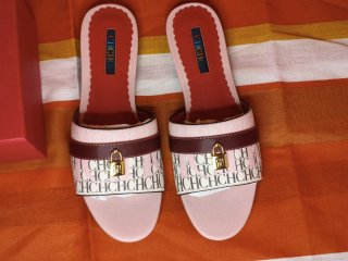 Chanclas Carolina Herrera