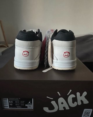 Nike Jumpman Travis Scott Rojo Blanco