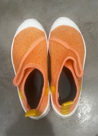 Escarpines niña naranja Decathlon
