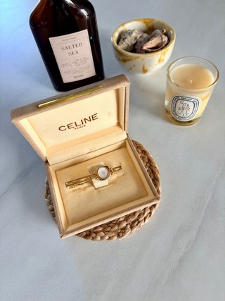 Fermasalda vintage CELINE Paris con madreperla