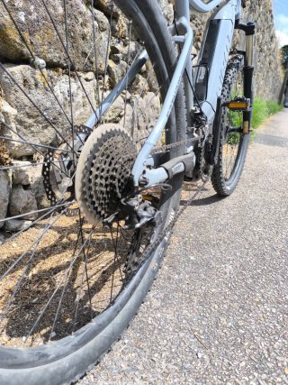 Bicicleta Eléctrica Giant