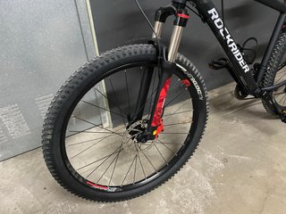 Bicicleta Rockrider ST 540 Negra/Roja