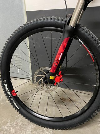 Bicicleta Rockrider ST 540 Negra/Roja