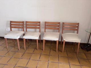 Camas, sofás y muebles