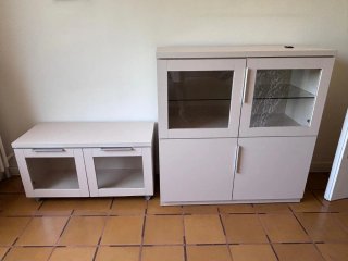 Camas, sofás y muebles