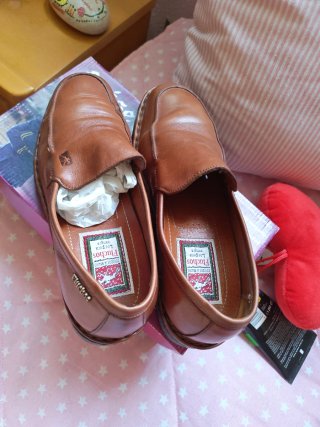 Zapatos Fluchos Marrones Sin Usar