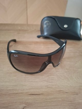 Gafas de sol Rai ban negras