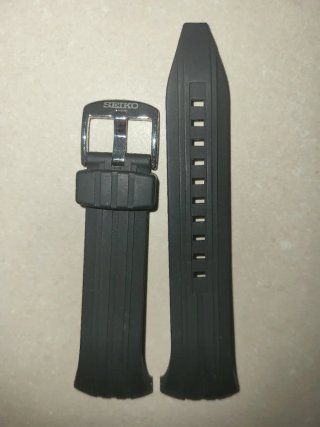 Reloj Seiko kinetic 5M62-0CF0 Black dial 42mm