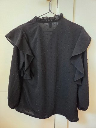 Blusa negra Shein talla XS