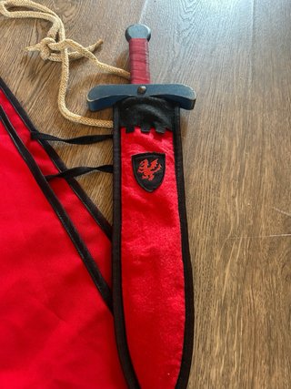 Disfraz Caballero/a con Espada Madera