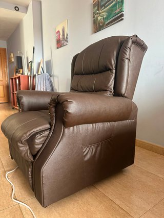 Sillón elevador con masaje vibración